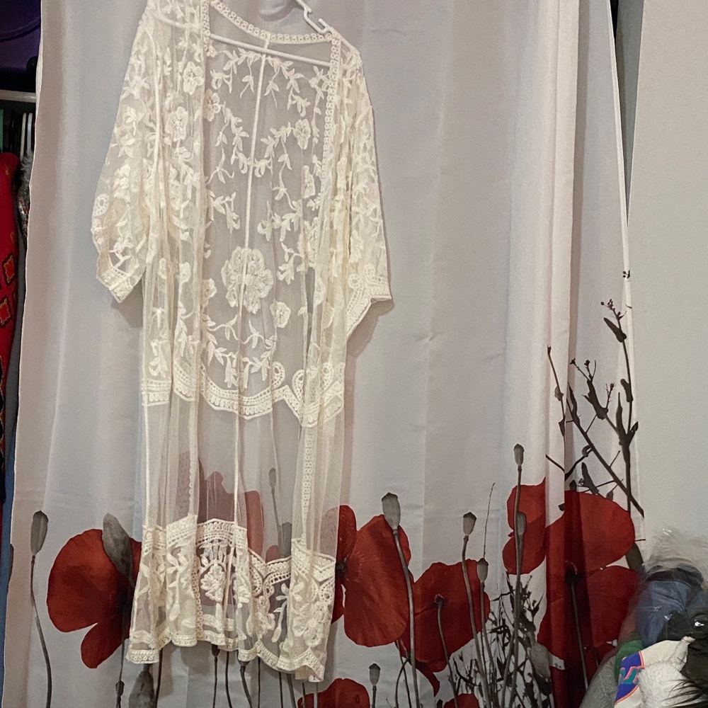 Lacey Sheer Kimono With Floral Pattern - One Size